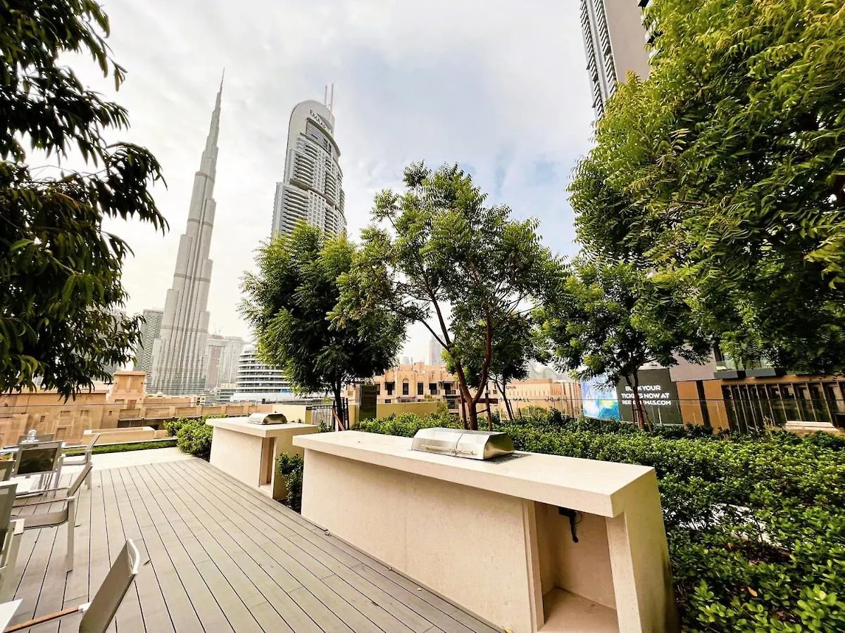 Fabulous 2Br Apartment With Burj Khalifa And Fountain Views - 5-Min Walk To Dubai Mall And Souk Al Bahar 0*,  United Arab Emirates