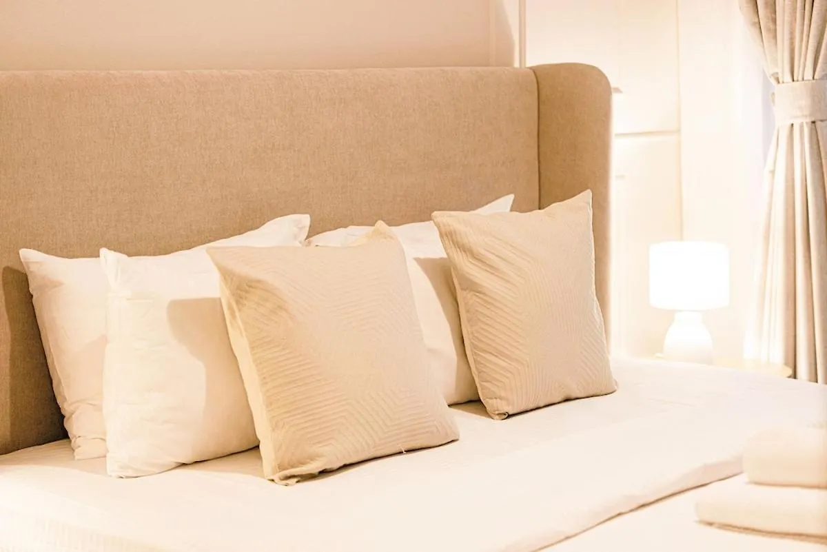 Fabulous 2Br Apartment With Burj Khalifa And Fountain Views - 5-Min Walk To Dubai Mall And Souk Al Bahar